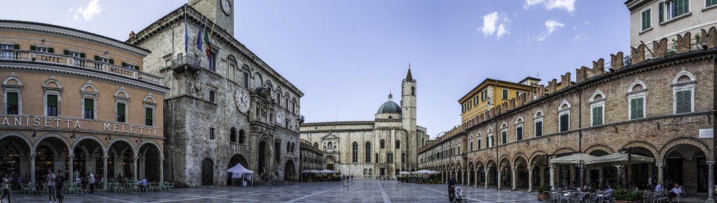 Piazza del Popolo Ascoli