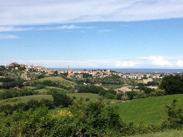 Mondolfo e il mare all'orizzonte